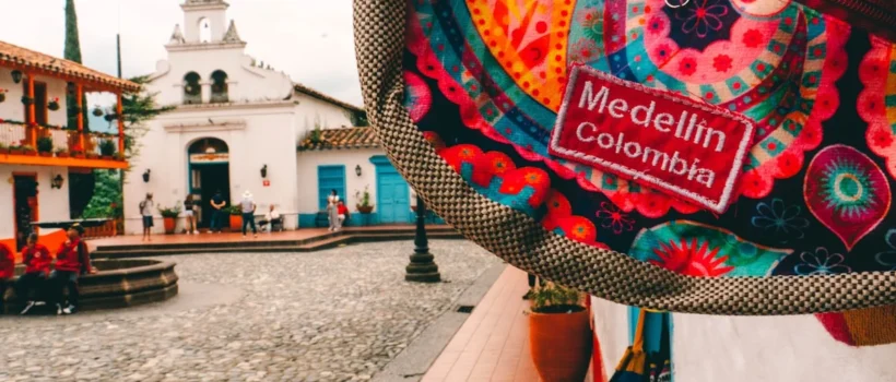 Optimización web búsqueda por voz para móviles en Colombia